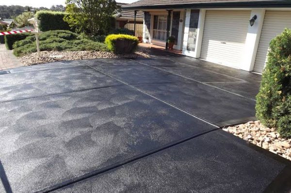 Coloured Concrete Driveways and How to Choose the Right Finish